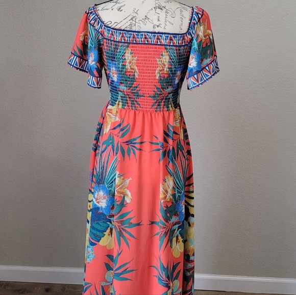 EUC JEALOUS TOMATO OFF THE SHOULDER MAXI DRESS - Picture 3 of 6